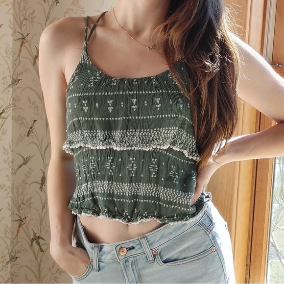 Forever 21 Strappy Tiered Lace Aztec Western Chevron Patterned Crop Top … - Picture 1 of 7